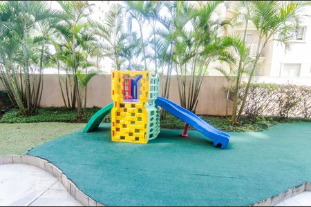 Apartamento à venda com 55m², 2 quartos e 2 vagasÁrea Comum - Playground