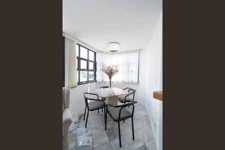 Apartamento para alugar com 48m², 1 quarto e 1 vaga Apartamento para alugar com 48m², 1 quarto e 1 vagaSala Jantar