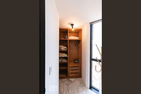 Apartamento para alugar com 48m², 1 quarto e 1 vaga Apartamento para alugar com 48m², 1 quarto e 1 vagaQuarto Closet