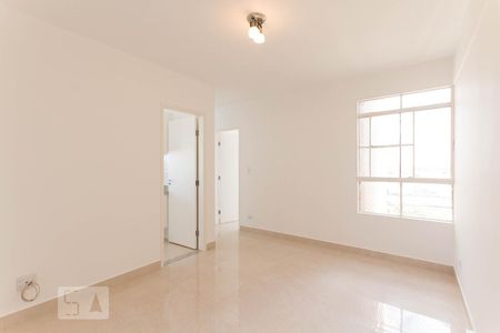 Sala de apartamento para alugar com 2 quartos, 67m² em Jardim América, Goiânia