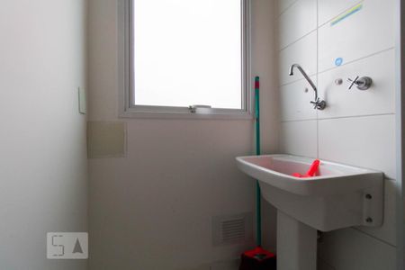 Área de Serviço de apartamento para alugar com 2 quartos, 87m² em Camaquã, Porto Alegre