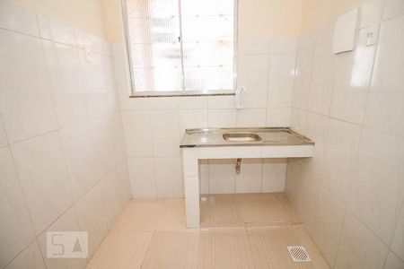 Cozinha de apartamento para alugar com 2 quartos, 40m² em Penha, Rio de Janeiro