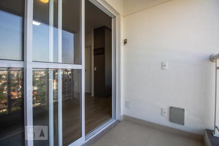 Studio varanda de kitnet/studio para alugar com 1 quarto, 30m² em Sumarezinho, São Paulo