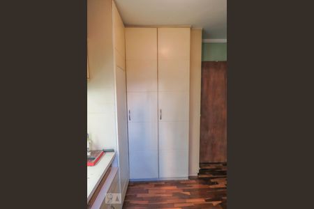 Quarto 2 de apartamento para alugar com 2 quartos, 68m² em Vila Olímpia, São Paulo