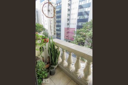 Varanda sala de apartamento para alugar com 2 quartos, 68m² em Vila Olímpia, São Paulo