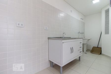 Cozinha de kitnet/studio para alugar com 1 quarto, 40m² em Rebouças, Curitiba
