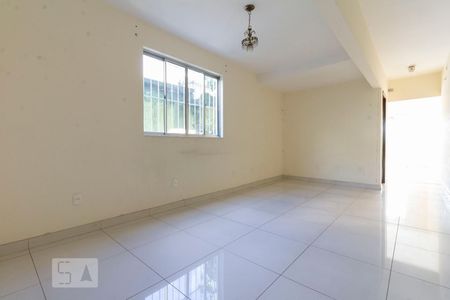 Sala de casa para alugar com 3 quartos, 160m² em Vila Isolina Mazzei, São Paulo