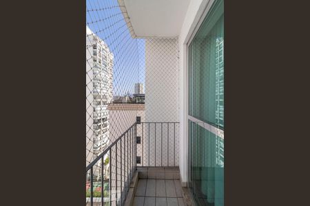 Apartamento à venda com 75m², 2 quartos e 1 vagaVaranda