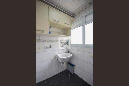 Apartamento à venda com 80m², 2 quartos e 2 vagas Apartamento à venda com 80m², 2 quartos e 2 vagasÁrea de serviço