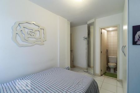 Apartamento à venda com 60m², 2 quartos e 1 vagaQuarto 2 - Suíte