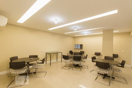 Apartamento à venda com 60m², 2 quartos e 1 vagaSalão de Festas