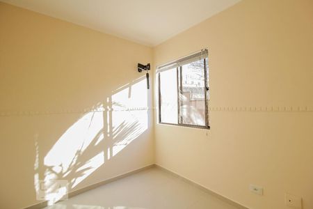Quarto 1 de apartamento para alugar com 3 quartos, 55m² em Barreirinha, Curitiba