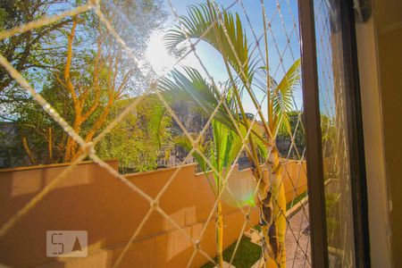 Vista Quarto 1 de apartamento para alugar com 3 quartos, 55m² em Barreirinha, Curitiba