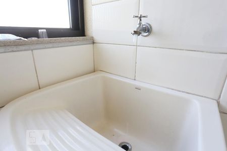 Apartamento para alugar com 62m², 2 quartos e 1 vagaÁrea de Serviço