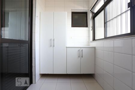 Apartamento para alugar com 62m², 2 quartos e 1 vagaÁrea de Serviço