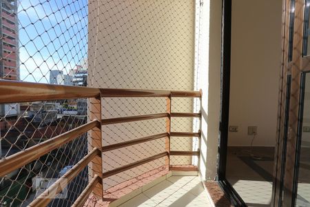 Apartamento para alugar com 62m², 2 quartos e 1 vagaSacada