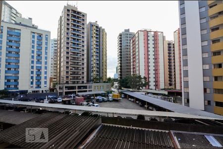 Vista da sacada de apartamento para alugar com 1 quarto, 54m² em Botafogo, Campinas