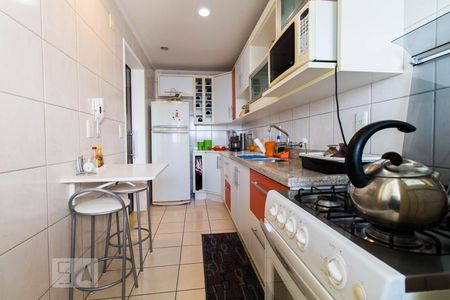 Apartamento à venda com 68m², 2 quartos e 1 vaga Apartamento à venda com 68m², 2 quartos e 1 vagaCozinha