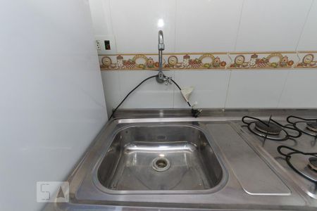 Detalhe da cozinha de kitnet/studio para alugar com 1 quarto, 30m² em Cidade Vargas, São Paulo