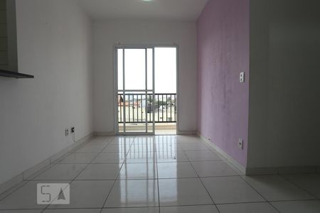Sala de apartamento para alugar com 2 quartos, 52m² em Umuarama, Osasco