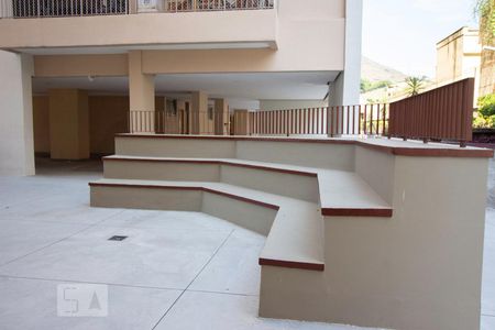 Apartamento à venda com 120m², 3 quartos e 1 vaga Apartamento à venda com 120m², 3 quartos e 1 vagaÁrea de lazer