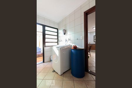 Área de serviço  de casa à venda com 4 quartos, 400m² em Parque São Jorge, São Paulo