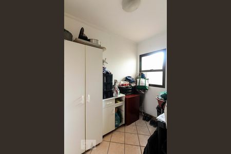 Casa à venda com 400m², 4 quartos e 4 vagas Casa à venda com 400m², 4 quartos e 4 vagasQuarto de serviço