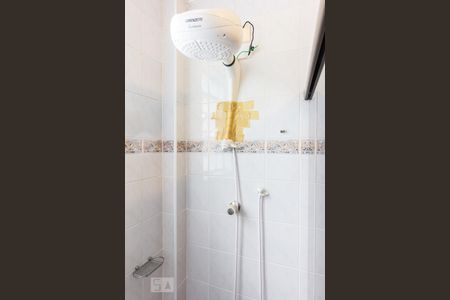 Banheiro Chuveiro de apartamento para alugar com 2 quartos, 68m² em Perdizes, São Paulo