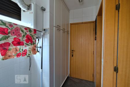 Apartamento à venda com 108m², 3 quartos e 3 vagas Apartamento à venda com 108m², 3 quartos e 3 vagasÁrea de Serviço