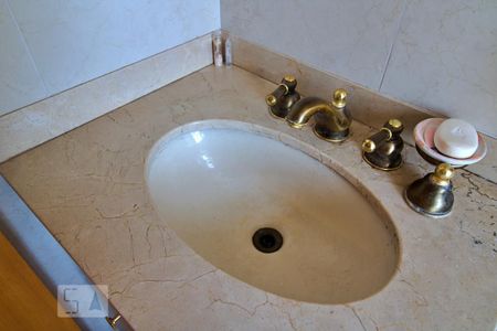 Apartamento à venda com 108m², 3 quartos e 3 vagas Apartamento à venda com 108m², 3 quartos e 3 vagasBanheiro da Suíte 3