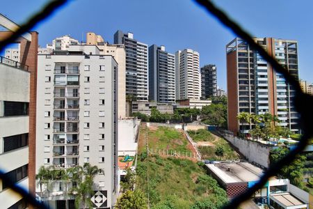 Apartamento à venda com 108m², 3 quartos e 3 vagas Apartamento à venda com 108m², 3 quartos e 3 vagasVista da Suíte 2