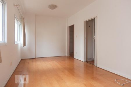 Sala de apartamento para alugar com 2 quartos, 65m² em Centro, Campinas