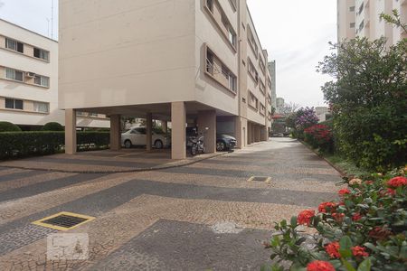 Apartamento para alugar com 65m², 2 quartos e 2 vagasFachada do prédio 