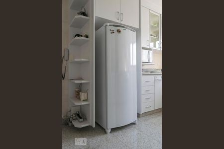 Apartamento à venda com 146m², 3 quartos e 2 vagasCozinha (Geladeira)