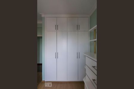 Quarto 1 (Armários) de apartamento à venda com 3 quartos, 146m² em Vila Brasilina, São Paulo