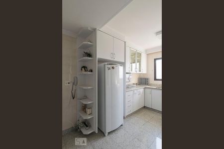 Apartamento à venda com 146m², 3 quartos e 2 vagasCozinha (Armários)