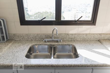 Apartamento à venda com 146m², 3 quartos e 2 vagasCozinha (Pia)