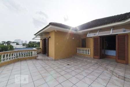 Casa de condomínio à venda com 441m², 4 quartos e 3 vagasVaranda