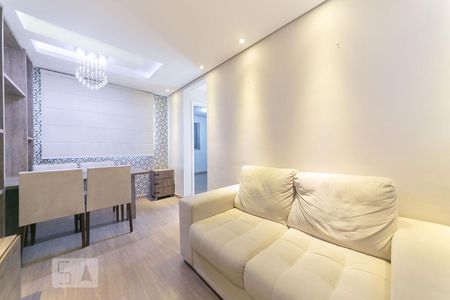 Sala de apartamento para alugar com 2 quartos, 45m² em Jardim Cura D’ars, Campinas
