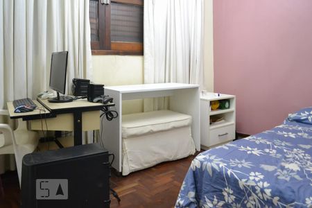 Casa à venda com 180m², 3 quartos e 2 vagas Casa à venda com 180m², 3 quartos e 2 vagasQuarto 3