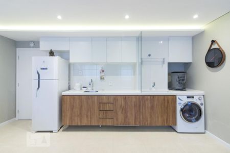 Cozinha de kitnet/studio para alugar com 1 quarto, 40m² em Vila Siqueira (zona Norte), São Paulo