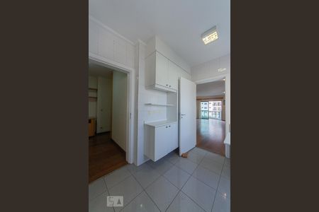 Apartamento para alugar com 190m², 4 quartos e 3 vagasCopa