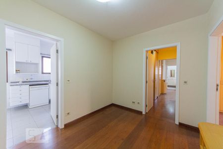 Apartamento para alugar com 190m², 4 quartos e 3 vagasSala íntima/circulação