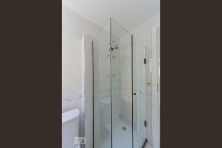 Banheiro social  de apartamento para alugar com 4 quartos, 190m² em Paraíso, São Paulo