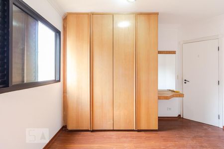 Apartamento à venda com 85m², 2 quartos e 2 vagasPrimeiro dormitório