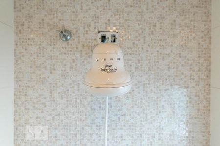 Apartamento à venda com 68m², 3 quartos e 1 vaga Apartamento à venda com 68m², 3 quartos e 1 vagaChuveiro