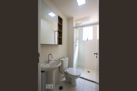Banheiro de apartamento à venda com 2 quartos, 40m² em Cambuci, São Paulo