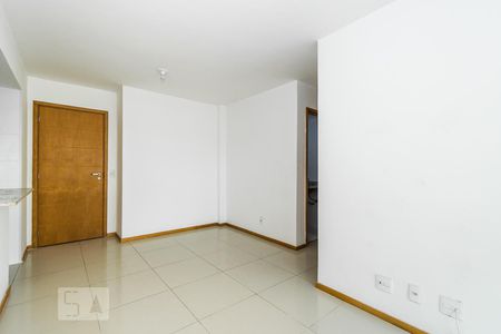 Sala de apartamento à venda com 2 quartos, 60m² em Penha, Rio de Janeiro
