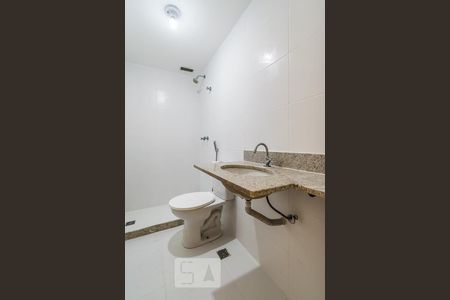 Apartamento à venda com 60m², 2 quartos e 1 vaga Apartamento à venda com 60m², 2 quartos e 1 vagaBanheiro Social