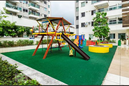 Apartamento à venda com 60m², 2 quartos e 1 vaga Apartamento à venda com 60m², 2 quartos e 1 vagaÁrea comum - Parque infantil